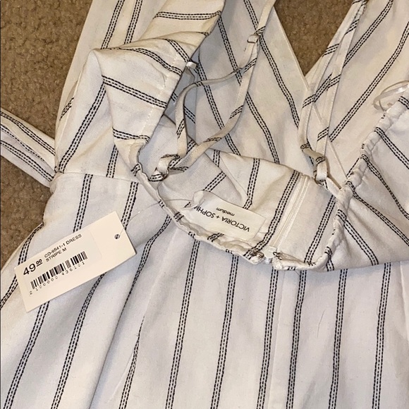 NWT Boutique Dress - Picture 3 of 3